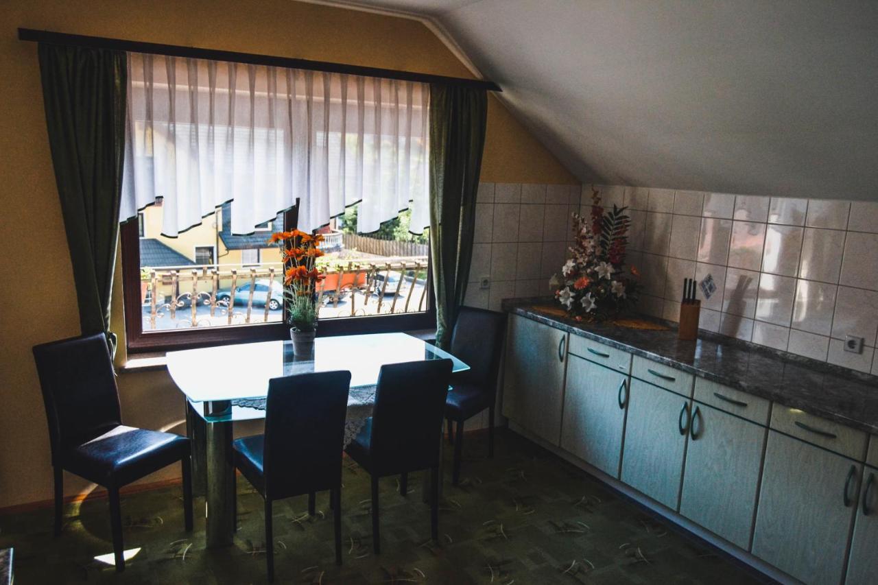 Apartmaji Krebs Mezica Exterior foto